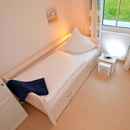 Annika - Apt. 05 Villa Sellin (Rugen)